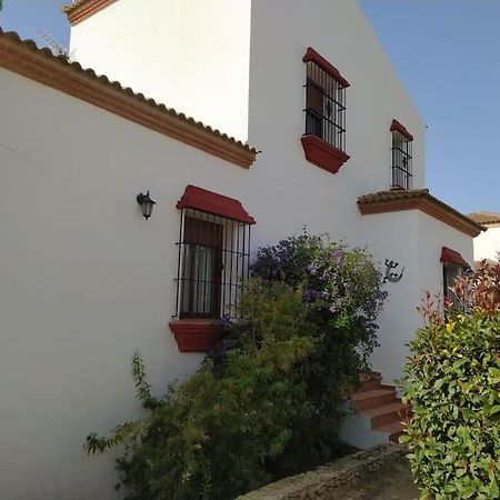 Agradable Casa Con Piscina En La Serrania. Арриате Экстерьер фото